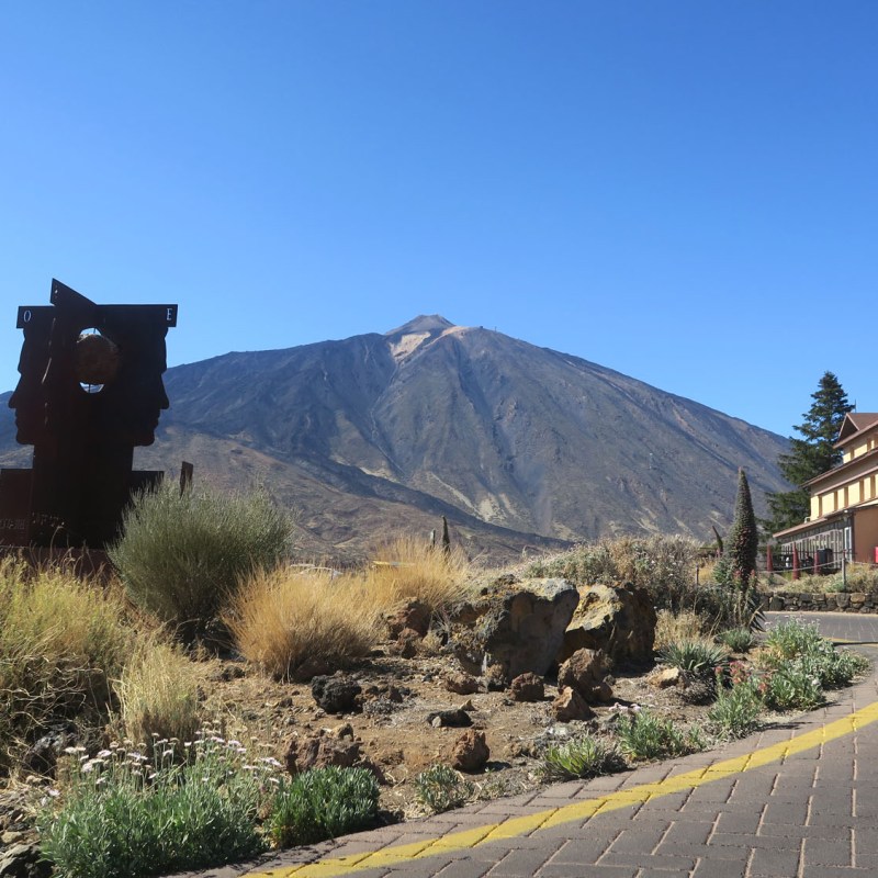 El Padre Teide exige una tasa de protección: los visitantes de fuera pagan por la preservación del parque nacional en&nbsp;Tenerife.